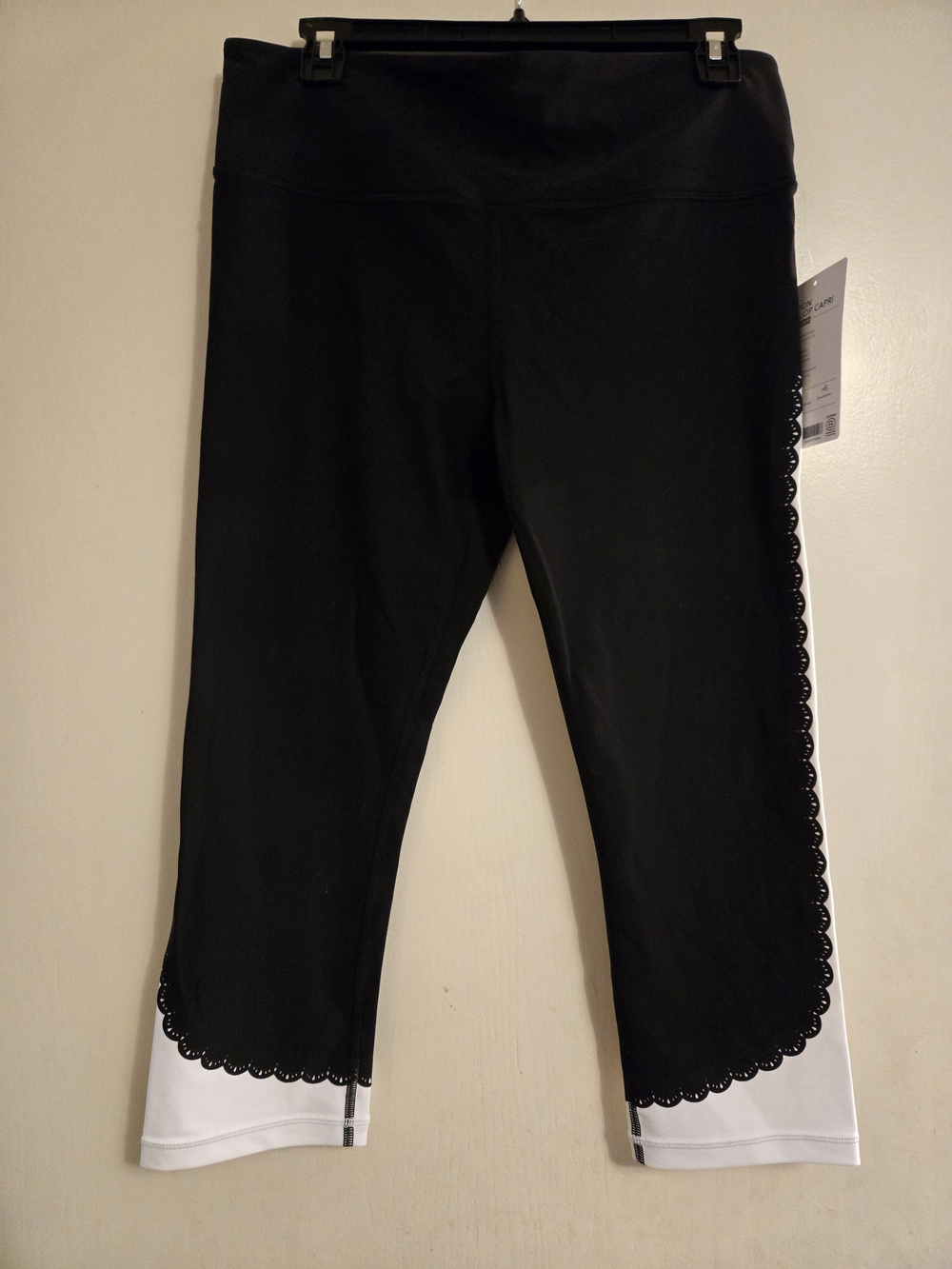 Athleta Black Capri Leggings with White Cuff and Scallop Trim